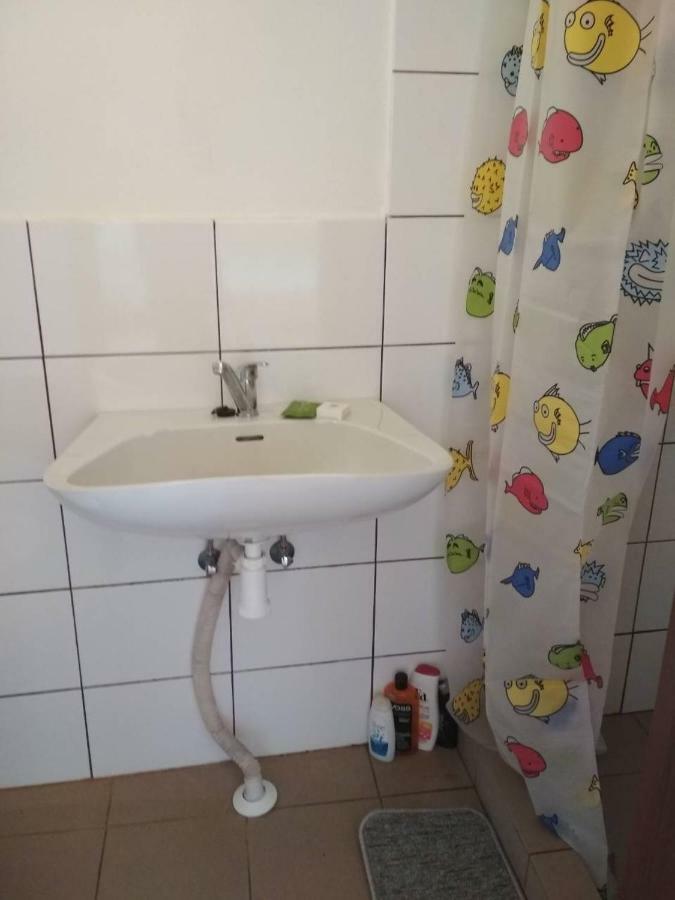 Apartmany Alex Male Dvorany Экстерьер фото